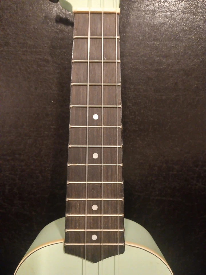 Vintage Fender "California Coast" Soprano Ukulele Light Blue  - Image 3 of 4