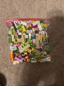 Lego Juniors 10674 Pony Farm Used- Easy To Build  293/306 Pieces 96% Complete