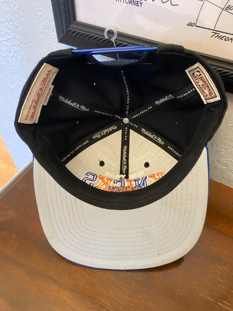 Mitchell and Ness New York Knicks Snapback Hat Blue NBA