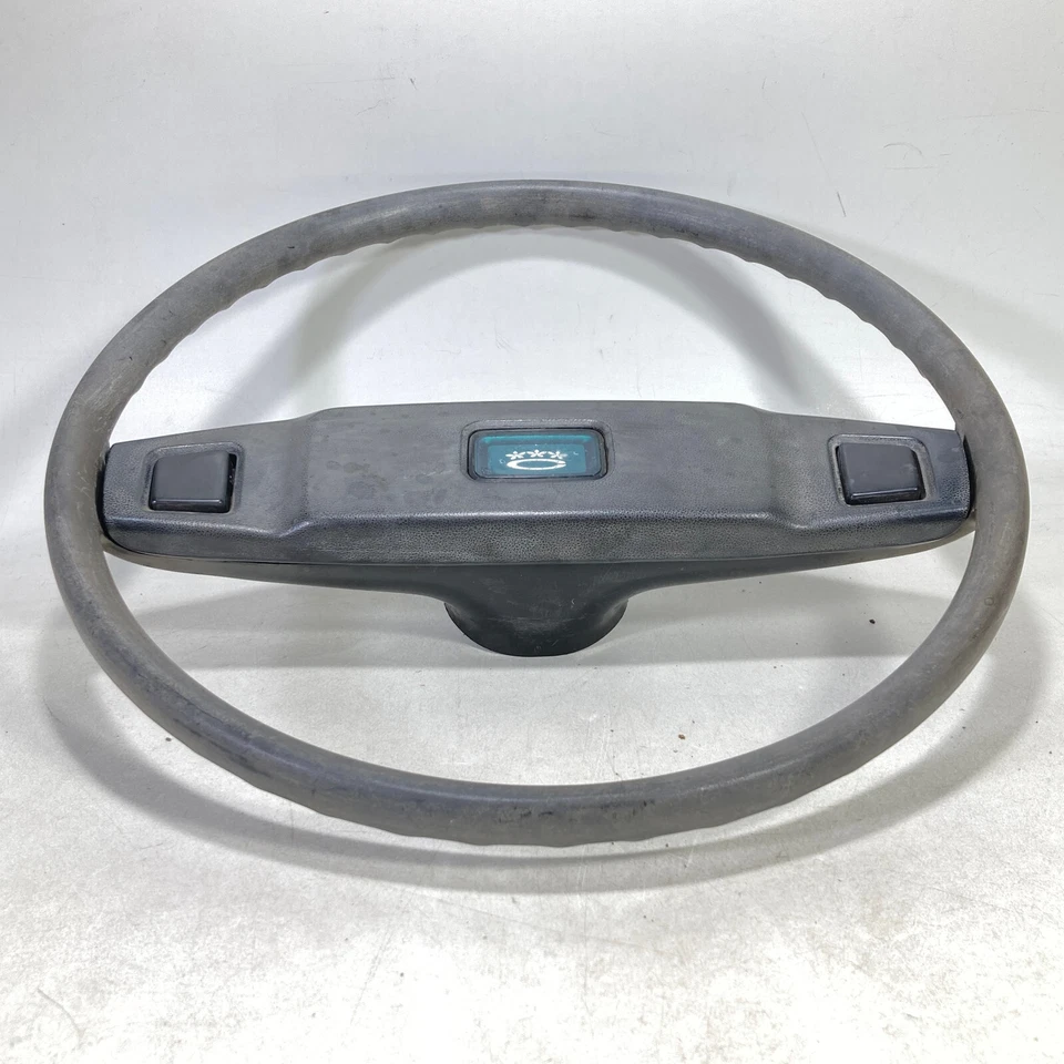 Volante apto para Toyota Corolla K30 1979 genuino usado Foto 2 de 4