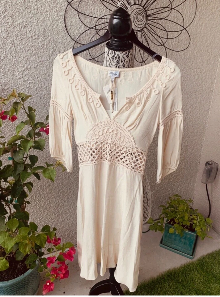 Vestido Temperley London Nuevo con Etiquetas Acampanado Seda Marfil Manga 3/4 Rodilla Talla 2-4 Etiqueta $1290 Foto 2 de 4