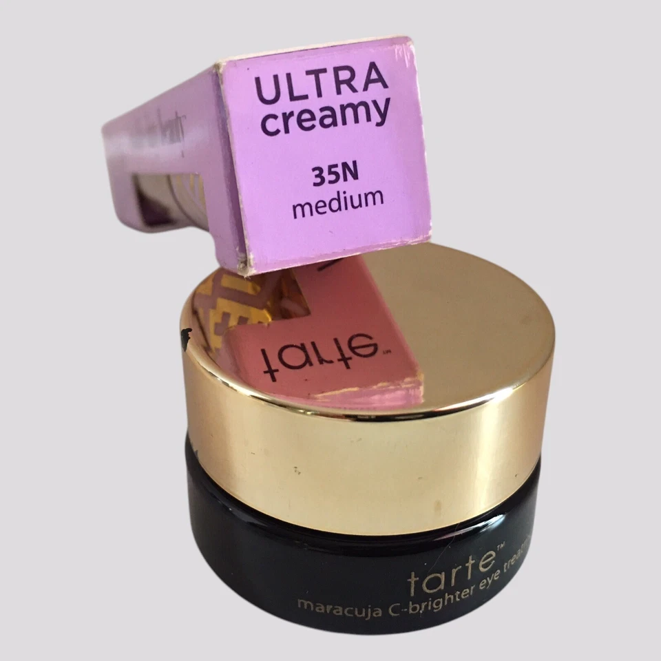 Tarte Maracujá Tratamiento de Ojos C-Brighter y Cinta Corrector Forma Ultra Cremosa Foto 4 de 4