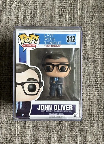 Funko Pop! Television – John Oliver #312 Last Week Tonight w/ protector box