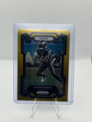 2023 Panini Prizm #240 DeVonta Smith Gold #/10