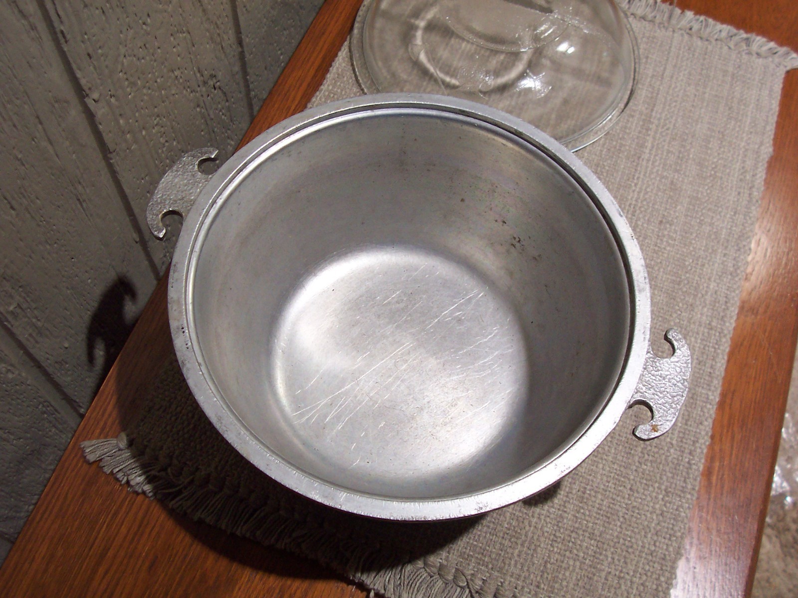 Guardian Service Ware Aluminum Pot 3 qt w/ Domed Glass Lid Roaster Casserole