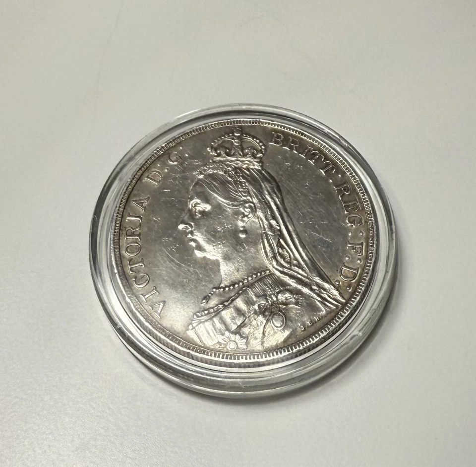 1890 Great Britain Silver Crown – Victoria Jubilee Head – AU Detail – Sharp - Image 3 of 4