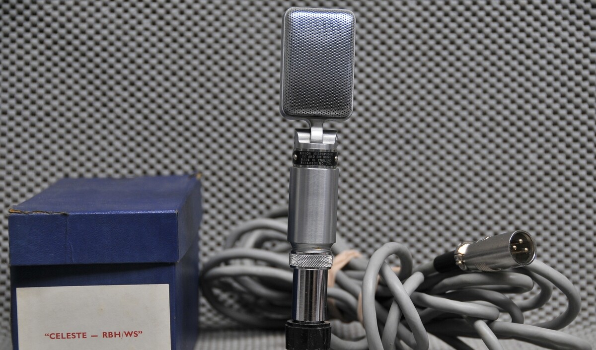 Reslo Reslosound Celeste Ribbon Microphone as shown by The