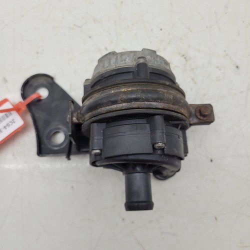 MG ZS 5 HS EV Auxiliary Water Pump 10625728 2019-2023 - Picture 4 of 22