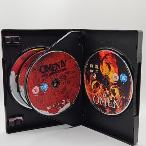 The Omen: Pentology DVD (2006) Sam Neill, 6 Disc Set Plus Photo, VGC, Free Post - Foto 10 di 12