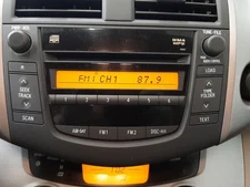 OEM Radio For RAV4 8612042171 AM-FM-CD Receiver W-Disp