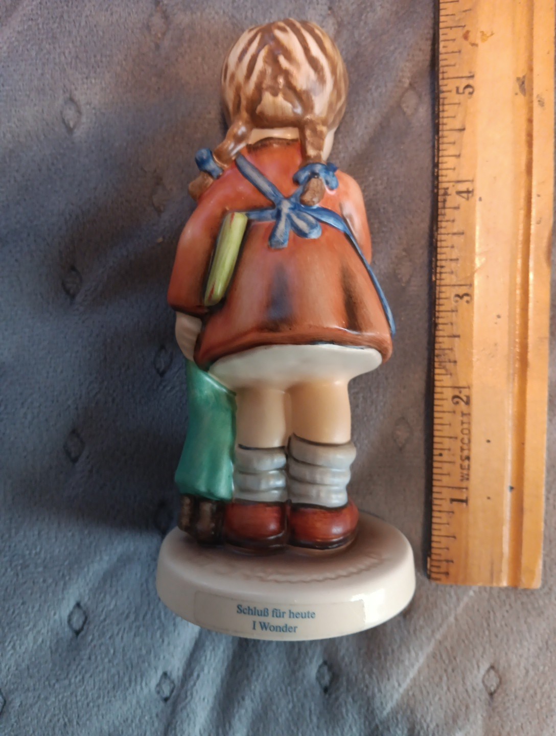 Goebel Hummel #486 “I Wonder” Club Exclusive Edition 1990/91 5.25" Tall Ex-Cond