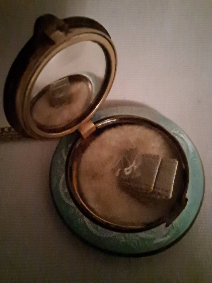 古董 W&H Co 纯银 Guilloche 小盒式小巧带镜面粉泡 Exc cond — 第 3/4 张图片