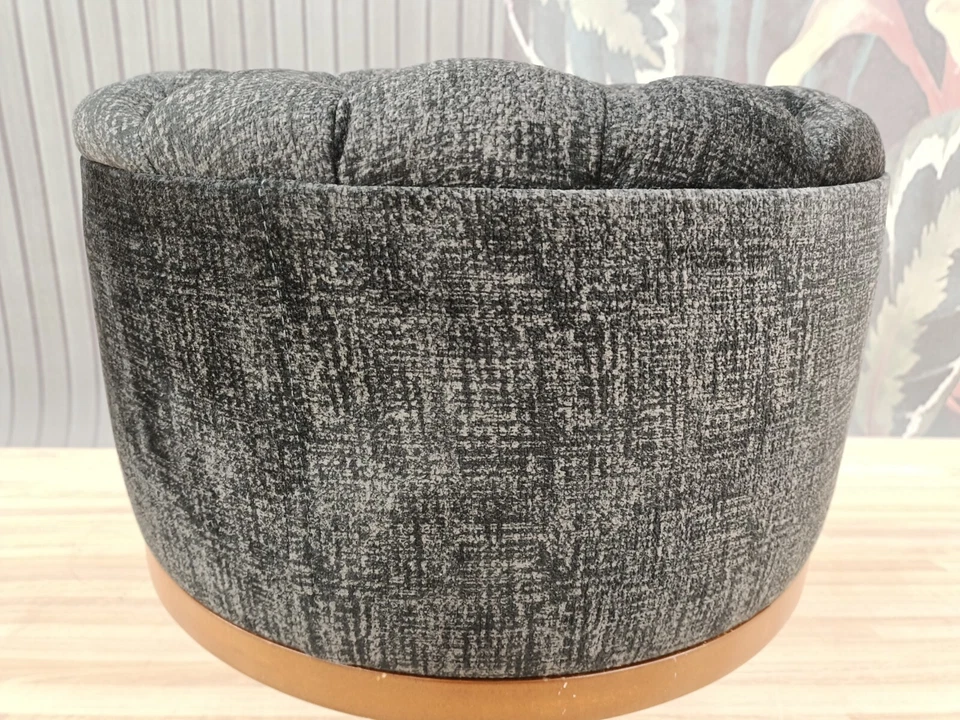 Pouf stool, Chesterfield ottoman, Barrel stool, Circle stool, Make up stool, - Image 4 of 4