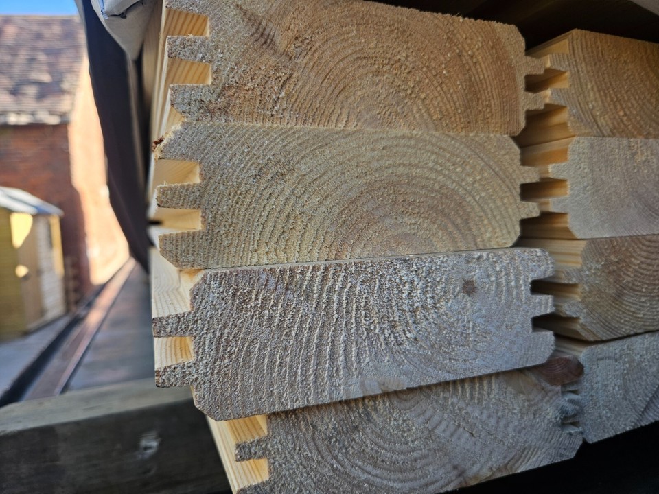 Quality Redwood Double T&G Tongue and Groove Timber Cladding 44x144mm ...