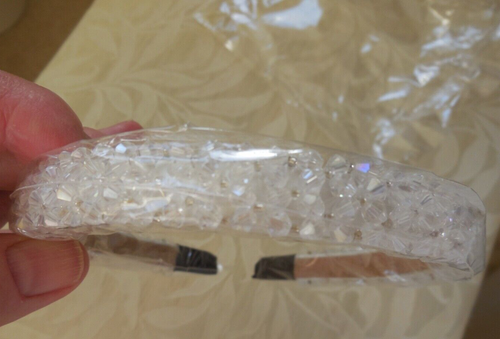 Ballet/ Bridesmaid Hairband - White beads in 4 rows. Very Pretty. Unused. - Picture 4 of 6