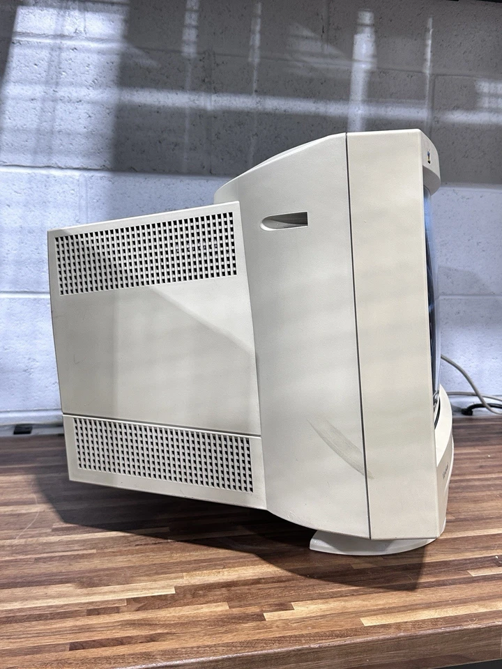 Ultra Rare ViewSonic E70 17” CRT Monitor w/ Trident Touchscreen Retrofit RS-232  - Image 2 of 4