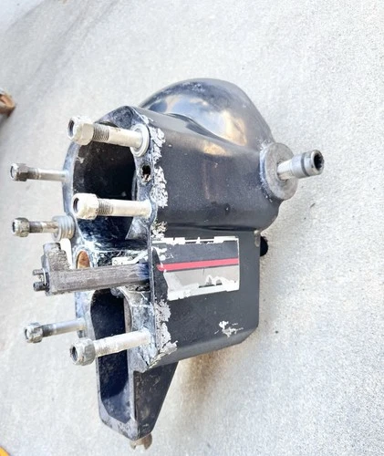 MERCRUISER ALPHA 1 GEN 2 GIMBAL BELL HOUSING HELMET Nice Shape