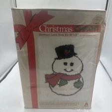 VINTAGE 1979 Christmas Latch Hook Kit Snowman Caron 20" x 27" NEW SEALED