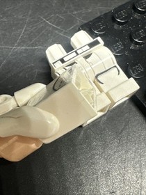 Lego Minifigure First Order Stormtrooper (SW0667) From Star Wars 75139 75132