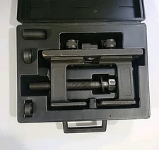 OLD FORGE 2525 HUB SHARK HUB PULLER