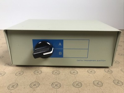 Data Transfer Switch 2 Way Vintage Parallel Printer 25 Pin Port A B Computer Box