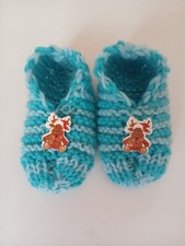 Hand knitted newborn baby slippers