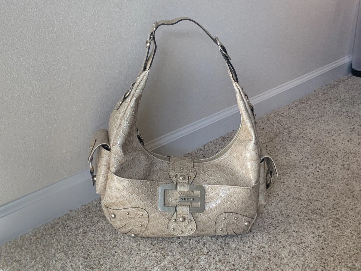 Buckle 2025 guess purse
