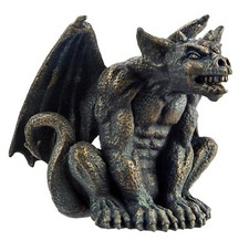 Safari Ltd Mythical Realms Gargoyle