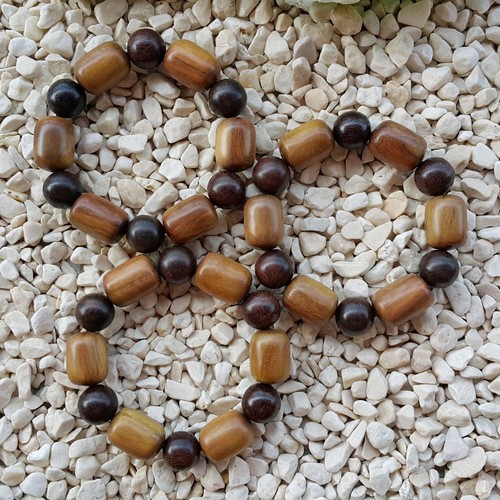 15 MM Kemuning Emas Golden Magic Wood & Tamarind Heartwood Galih Asem Bracelet - Picture 5 of 5