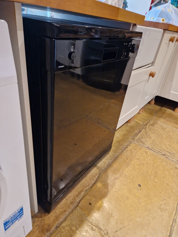 CURRYS ESSENTIALS CDW60B 15 BLACK DISHWASHER FULL SIZE ADJUSTABLE TOP