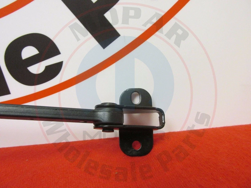 Correa de retención para puerta trasera Jeep Wrangler NUEVA OEM MOPAR Foto 4 de 4