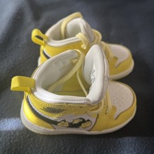 Nike Jordan 1 Mid SE Sneakers Dynamic Yellow Floral PS AV5173-700 Sz 5 Y