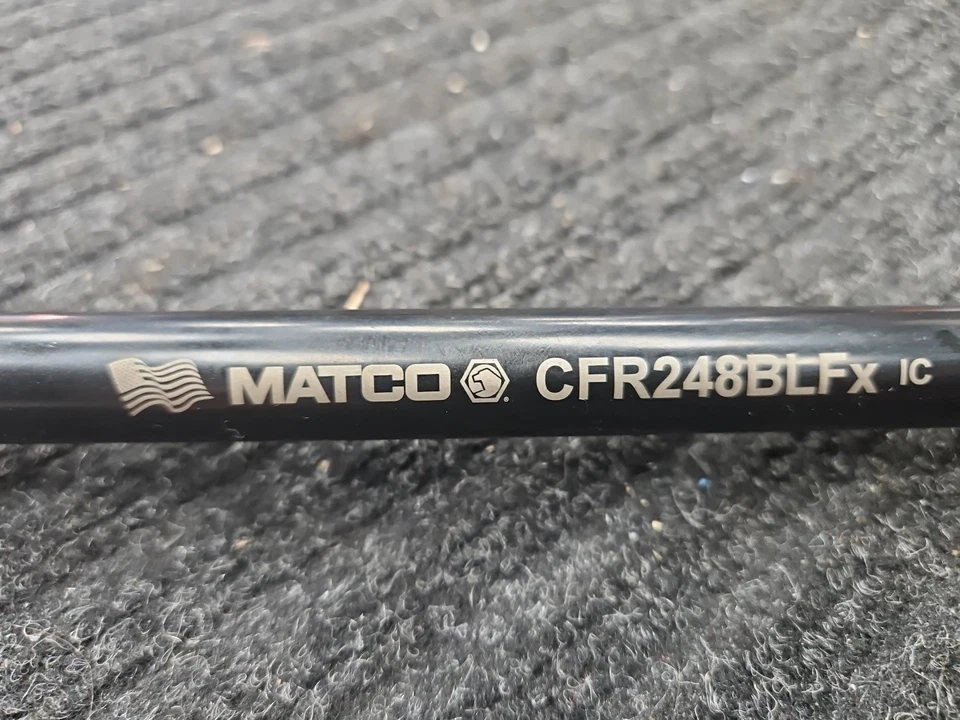 Matco Tools CFR248BLFx 1/2" Trinquete flexible de bloqueo de accionamiento 27,5" de largo púrpura Foto 4 de 4