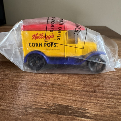 Vintage 1989 Kellogg s Matchbox Car CORN POPS Cereal 1:64 Die cast 1921 Model T