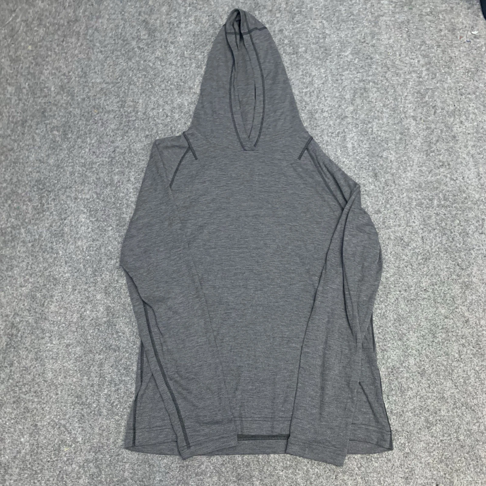 Mens Lululemon gray Lightweight Pullover Hoodie Shirt Sz Medium
