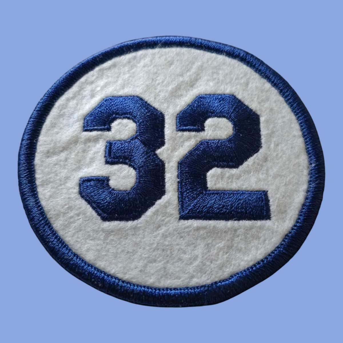るー SANDY KOUFAX BROOKLYN DODGERS RETIRED JERSEY NUMBER 32 MLB