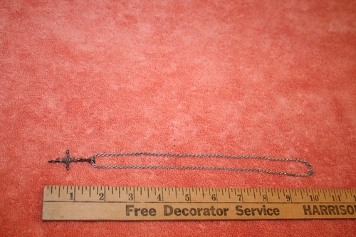 Vintage Marked SU 925 Sterling Rose Cross & 925 Italy Chain 18 inches - Picture 2 of 3