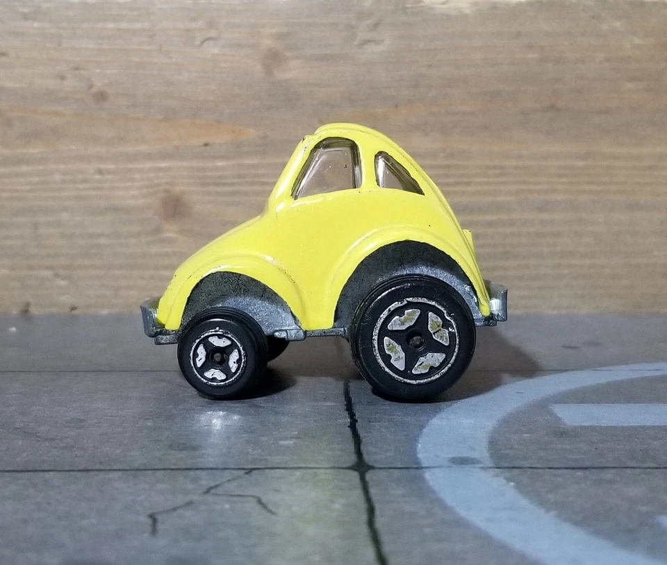 POLISTIL MG 22 Citroën 2 CV SUPER-DEFORMED 1974 DES.PEND 1:55 Ca. Made in Italy - Immagine 3 di 4