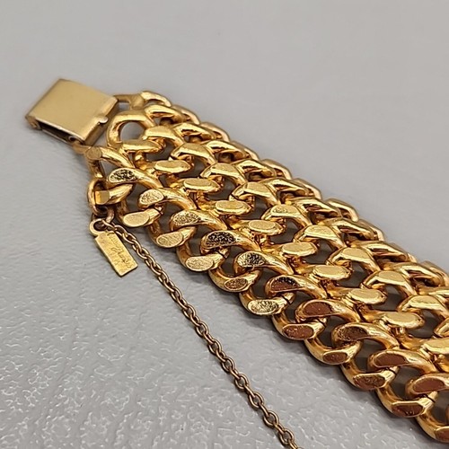 Vintage Monet Jewelers Bracelet Wide Gold Tone Curb Link 6.25" READ - Picture 8 of 15