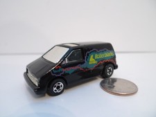 1985 Hot Wheels Ford Aerostar Van Metallic Purple with Yellow Dots — listing 5