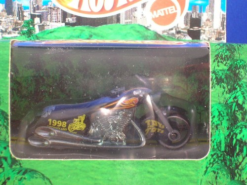 HOT WHEELS SCORCHIN' SCOOTER CHICAGOLAND TOYS FOR TOTS 1998 SERIES SPECIAL ED - Picture 2 of 2
