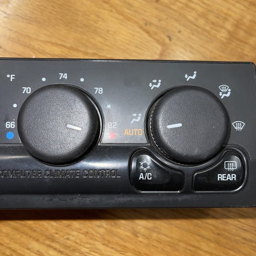 2001 2002 Cadillac Escalade Climate Temperature Control AC Heat 15072169 - Picture 4 of 9