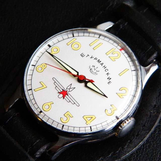 Jurij Gagarin wristwatch SHTURMANSKIE USSR Air Force Poljot 1MWF