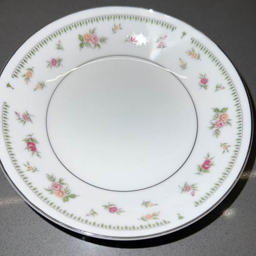 3 platos de pan Abingdon by Japan 6 1/2", 1 tazón, rosas pequeñas rosadas rojas naranjas - Imagen 6 de 8