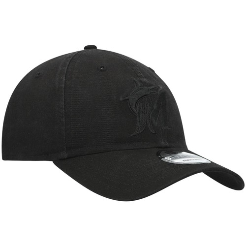 Men's New Era Miami Marlins Black on Black Core Classic 9TWENTY Adjustable Hat - Picture 3 of 5