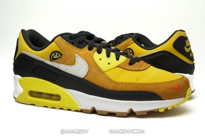 NIKE AIR MAX 90 USED SIZE 8.5 GO THE EXTRA SMILE POLLEN WHITE DO5848-700