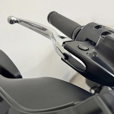 For Harley Road / Street / Electra Glide	2014-2016 Hand Brake Clutch Levers