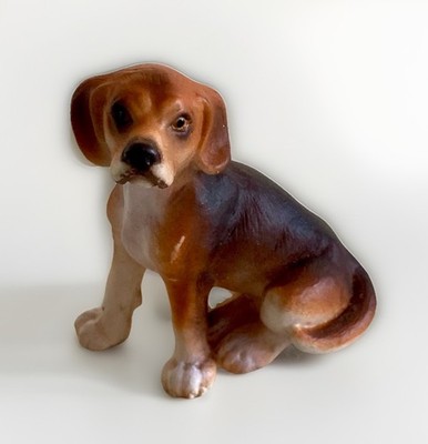 Schleich SITTING BEAGLE Dog Figure 1994 Retired Preowned