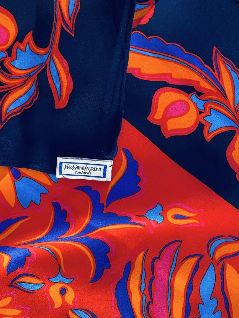 Yves Saint Laurent large scarf 82cm 31″ square silk