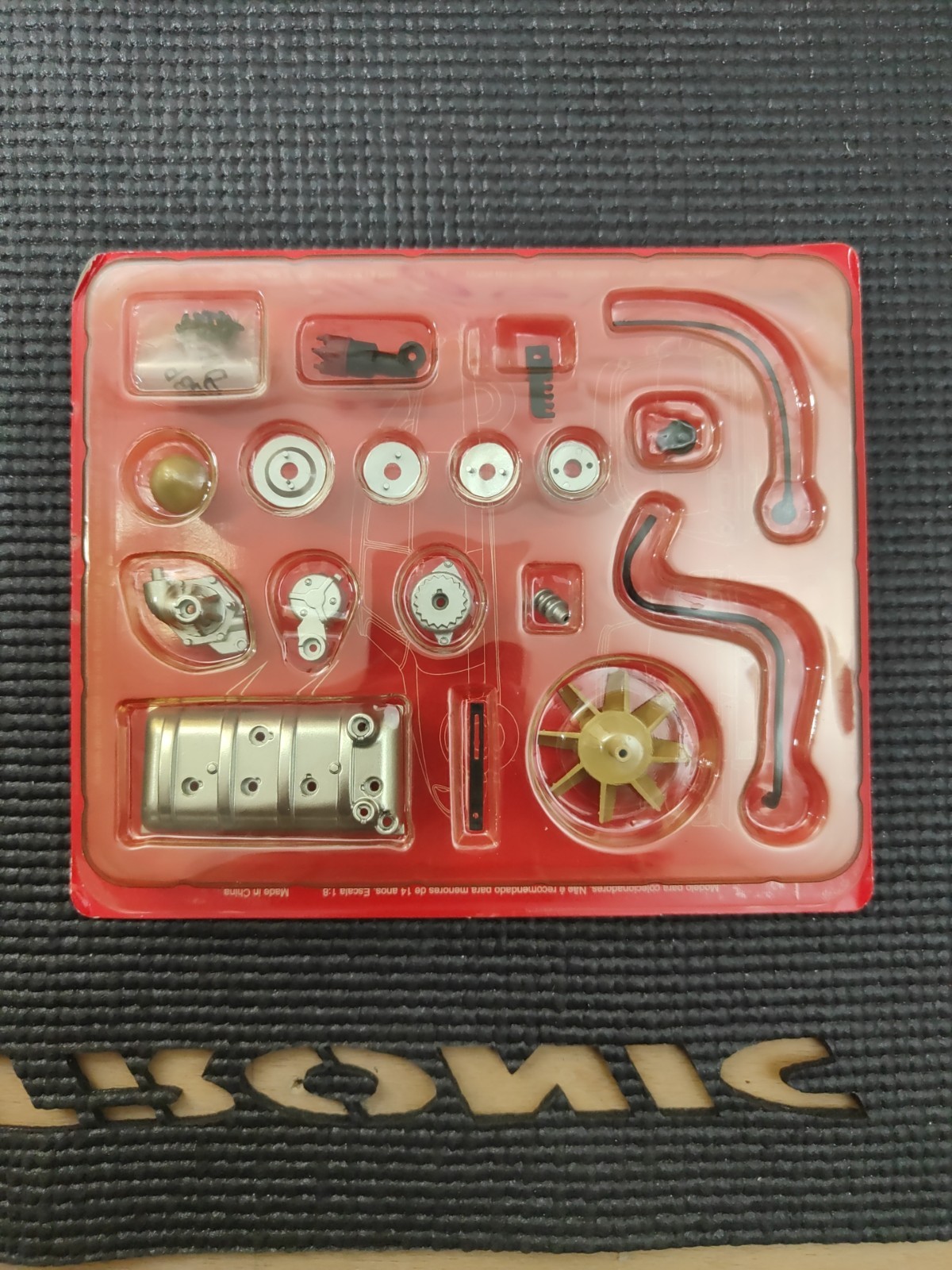 Pièce DS 21 1/8 Altaya N°5 pour compléter votre carrosserie miniature Citroën